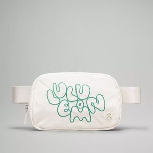 lululemon athletica 1L Cream and Green Embroidered Belt Bag NWT